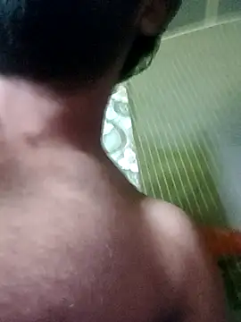 Snapshot of Young_couple143 chatting on November 28, 5:24 pm Young couple143 online show from November 28, 5:24 pm