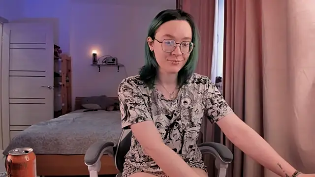 alisahug online show from November 17, 10:52 am