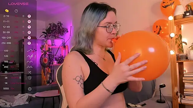 alisahug online show from October 22, 10:58 am