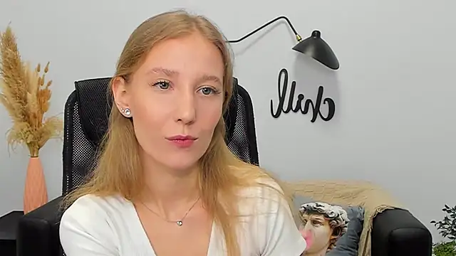 LolaWilsons online show from March 14, 9:24 am