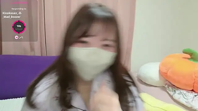 Snapshot of sara-a-jp chatting on March 8, 10:00 am sara-a-jp online show from March 8, 10:00 am