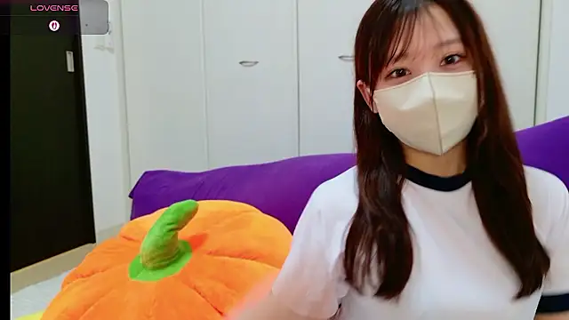 Snapshot of sara-a-jp chatting on October 6, 10:16 am sara-a-jp online show from October 6, 10:16 am