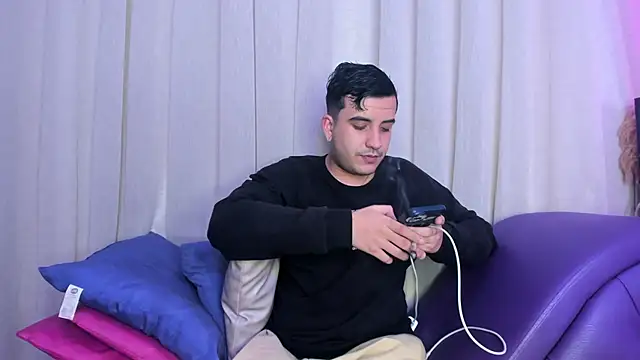 SlimLoves online show from February 7, 7:38 am