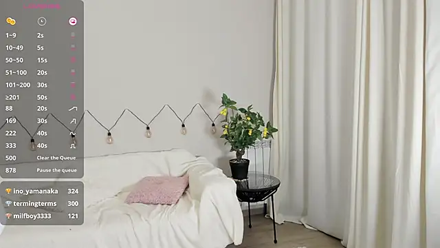 shine chanel online show from December 3, 6:33 pm