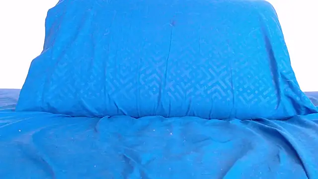 Freyja eter online show from October 24, 1:43 pm