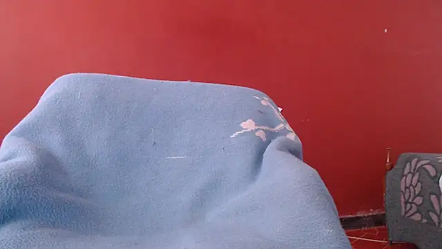 Freyja eter online show from February 6, 6:04 pm