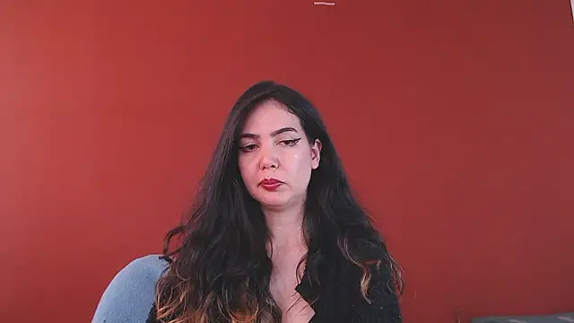 Freyja eter online show from January 12, 8:04 pm