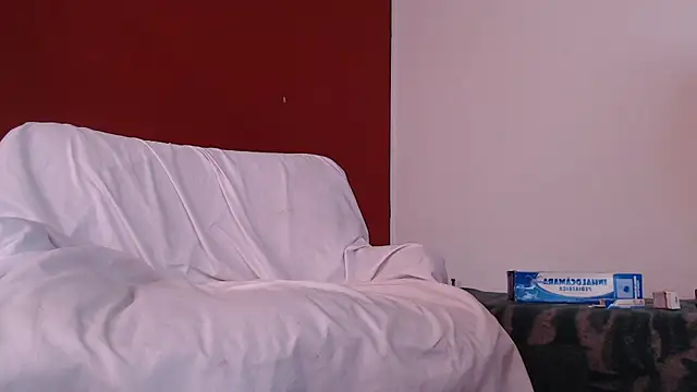 Snapshot of Freyja_eter chatting on April 19, 1:23 pm Freyja eter online show from April 19, 1:23 pm