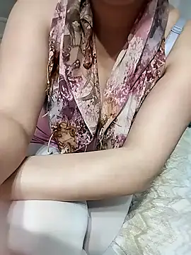 Snapshot of _Sahra_ chatting on February 17, 7:44 pm Sahra online show from February 17, 7:44 pm