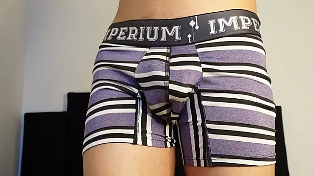 MarcoAlexLatino online show from November 15, 3:32 am