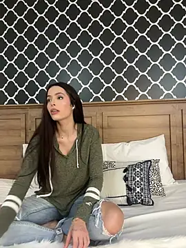 Snapshot of Amber_Rush_ chatting on February 17, 10:49 pm Amber Rush online show from February 17, 10:49 pm