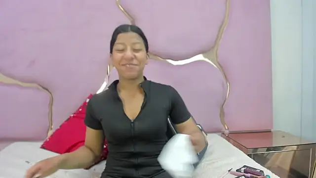 VaneLin18 online show from November 4, 9:07 pm