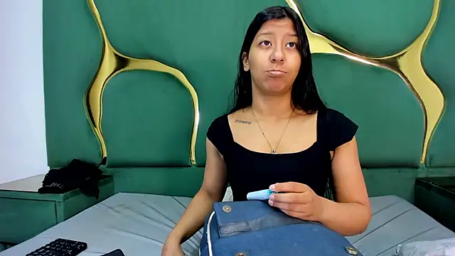 VaneLin18 online show from November 27, 7:14 pm