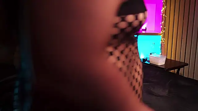 JenniferCD online show from March 19, 5:24 pm