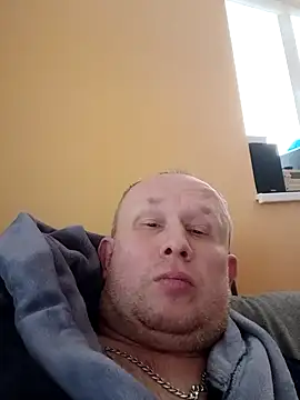 Snapshot of dikas45xxx chatting on January 12, 9:40 am dikas45xxx online show from January 12, 9:40 am