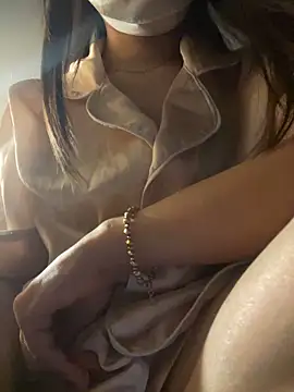 Tuongvy05 online show from March 24, 4:40 pm