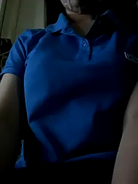 Snapshot of Tuongvy05 chatting on November 5, 4:32 pm Tuongvy05 online show from November 5, 4:32 pm