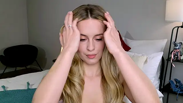 RozzitaBedberry online show from November 23, 12:15 pm