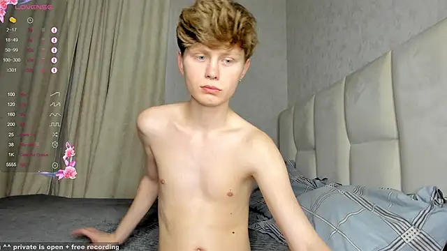 christian di0r online show from November 11, 6:03 pm