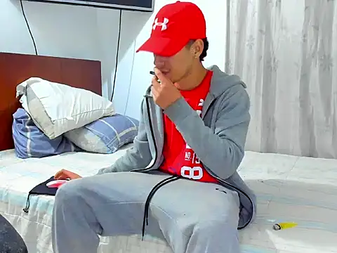 Snapshot of Chandler_ken chatting on November 29, 1:28 am Chandler ken online show from November 29, 1:28 am