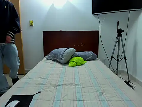 Snapshot of Chandler_ken chatting on November 17, 4:27 am Chandler ken online show from November 17, 4:27 am