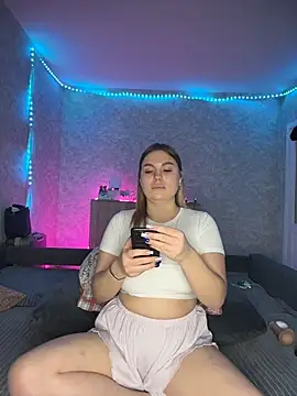 Evaaa Babiesss online show from January 10, 4:46 pm