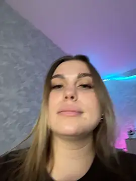 Evaaa Babiesss online show from February 12, 5:02 pm