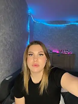 Evaaa Babiesss online show from March 10, 6:12 pm