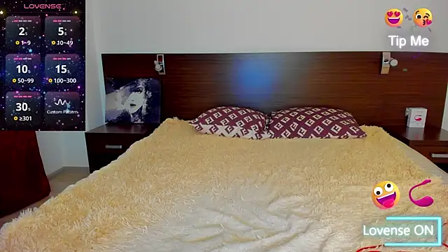 Snapshot of Hanna_Becrett17 chatting on February 2, 12:13 pm Hanna Becrett17 online show from February 2, 12:13 pm