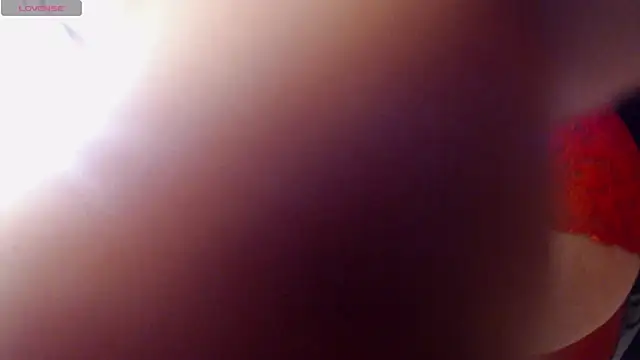 LiaTaylorr online show from April 14, 5:18 pm