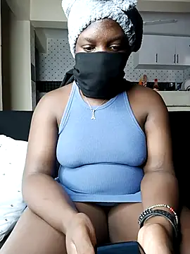 Snapshot of smileyboobs1 chatting on November 19, 1:55 pm smileyboobs1 online show from November 19, 1:55 pm