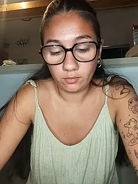 blvckbabyweed07 online show from April 21, 11:00 pm