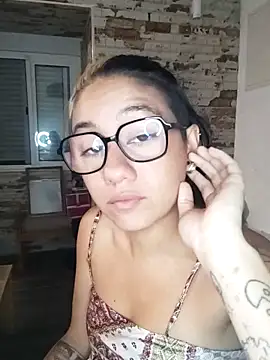 blvckbabyweed07 online show from April 3, 8:37 pm
