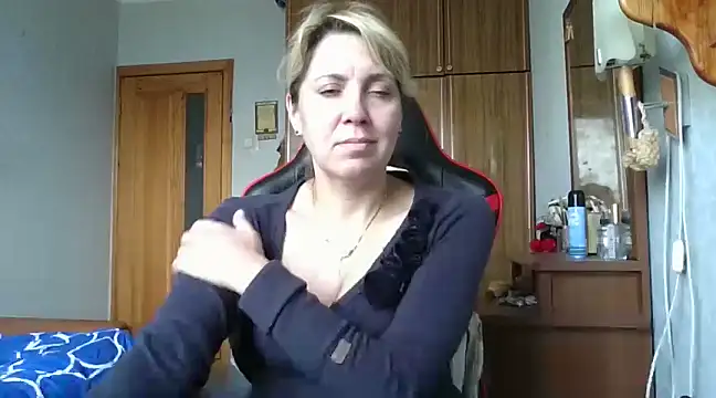 IrinaB1 online show from March 10, 7:22 am