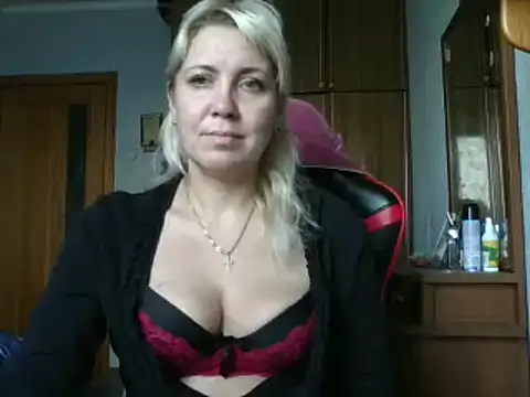 IrinaB1 online show from October 12, 6:15 am