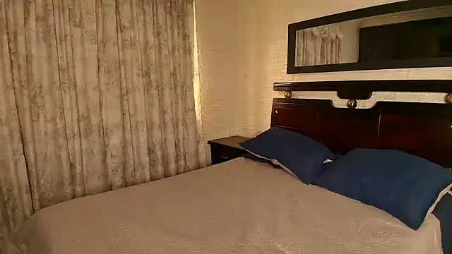 Susana hank2 online show from September 30, 7:31 pm