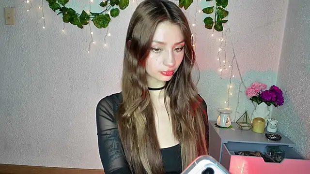 ari kat online show from February 10, 2:52 am