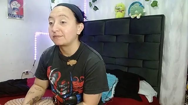 the lesbian game online show from March 11, 6:35 pm