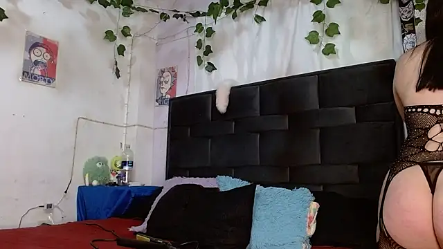 the lesbian game online show from March 9, 6:22 pm