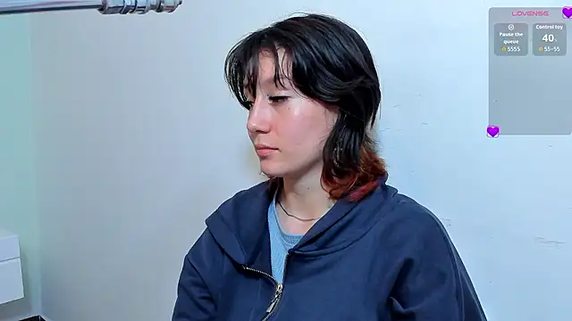 lizzy davis 1 online show from February 6, 3:13 am