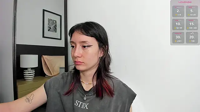 lizzy davis 1 online show from November 22, 4:00 am