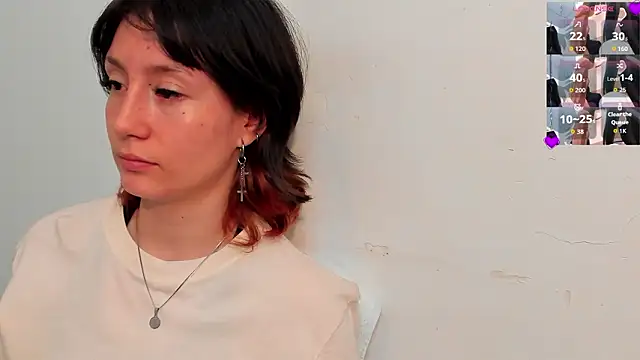 lizzy davis 1 online show from February 13, 4:01 am