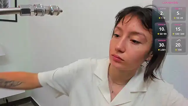 lizzy davis 1 online show from October 15, 12:24 pm