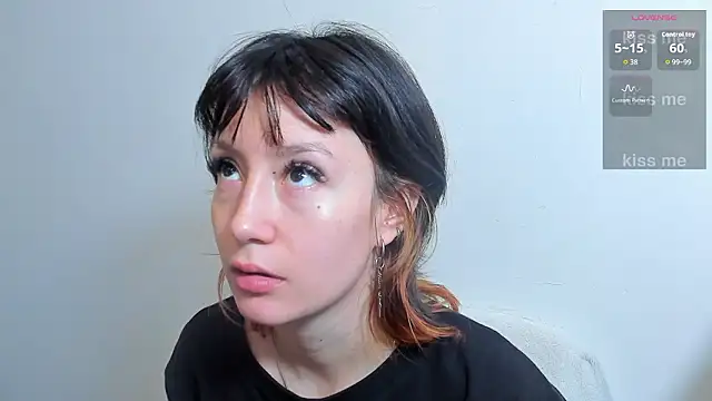 lizzy davis 1 online show from March 2, 4:24 am