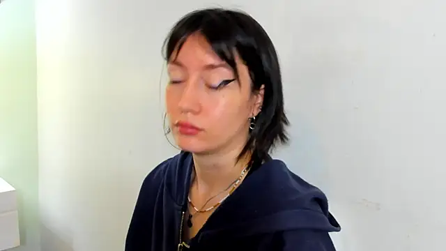 lizzy davis 1 online show from May 13, 4:08 am