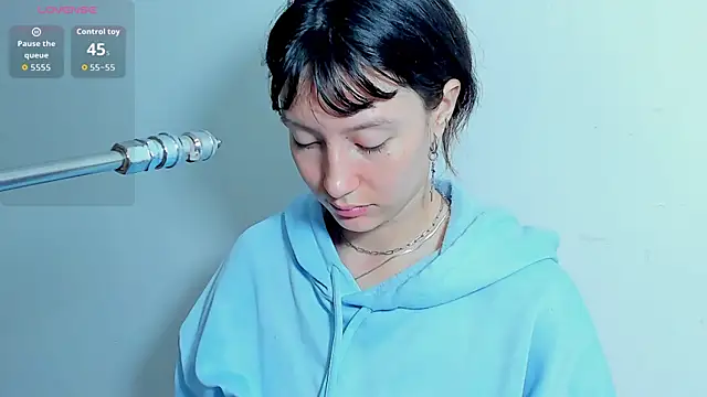 lizzy davis 1 online show from March 30, 4:14 am