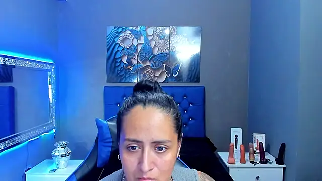 Snapshot of NikolPervertUnlimit chatting on November 27, 1:06 am NikolPervertUnlimit online show from November 27, 1:06 am