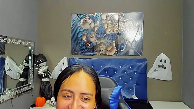 Snapshot of NikolPervertUnlimit chatting on October 23, 11:25 pm NikolPervertUnlimit online show from October 23, 11:25 pm