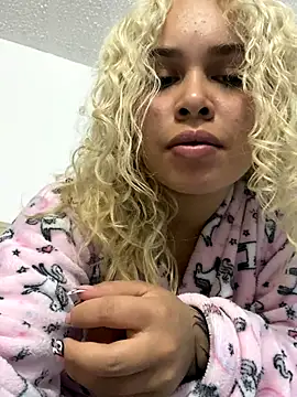 Haelycute online show from October 8, 2:57 am