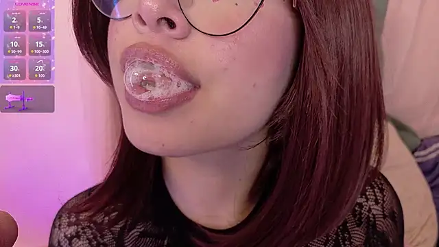 Haelycute online show from June 12, 2:42 am